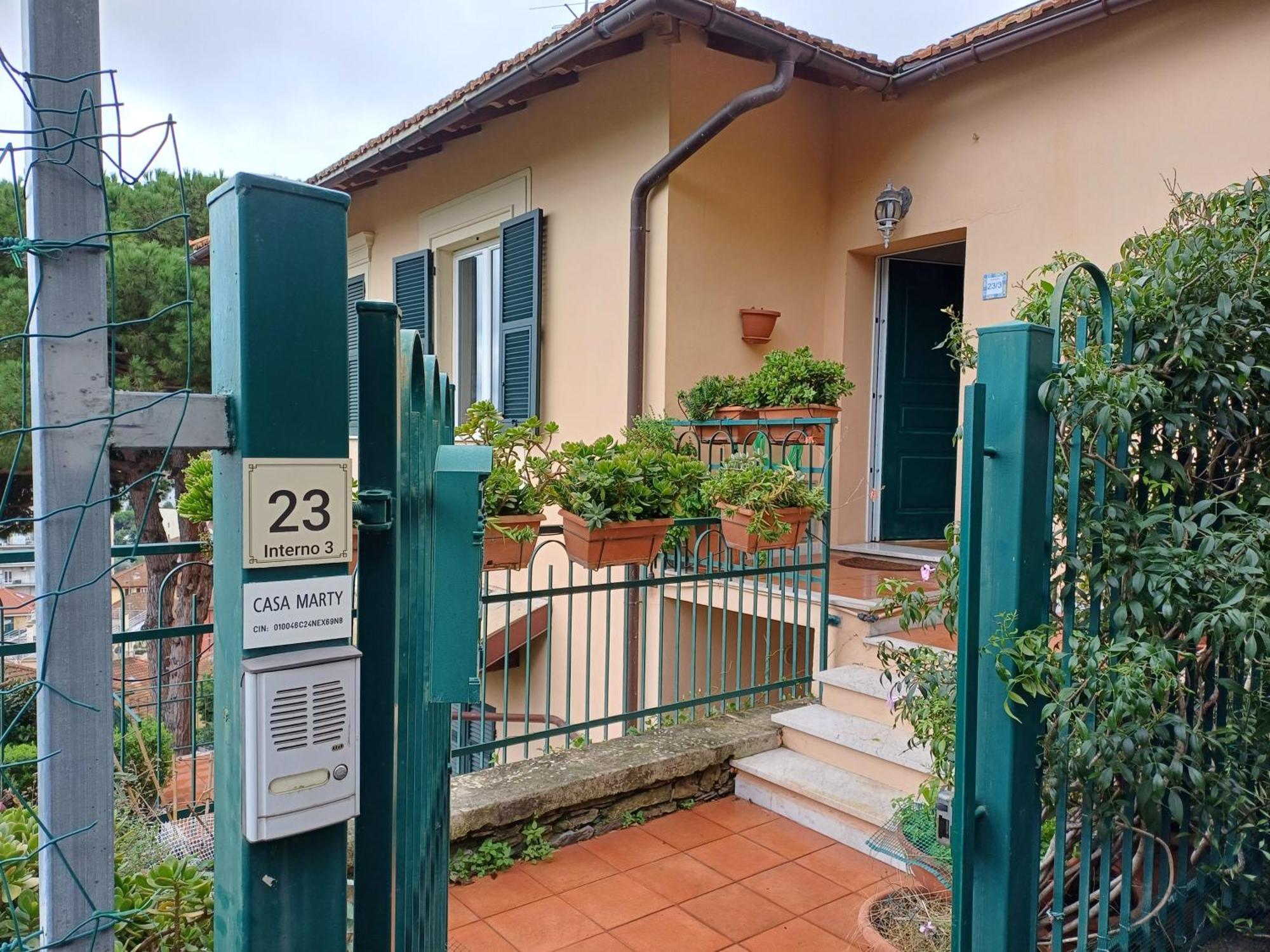 Casa Marty Villa Рапало Екстериор снимка